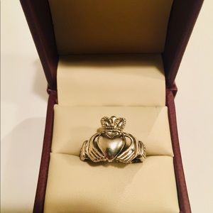 Men’s Sterling Silver Claddagh Irish Ring